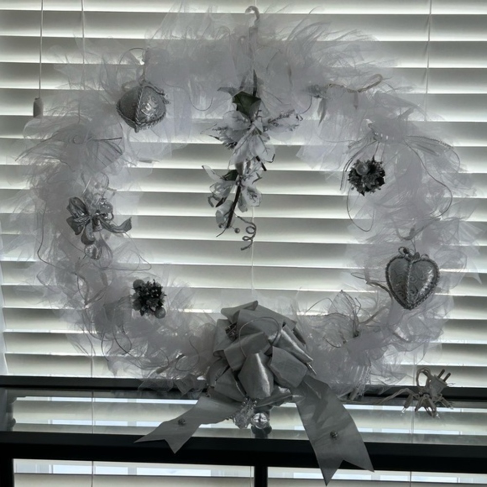Stunning Silver and White Large Holiday / Christmas Tulle Wreath, White Lights